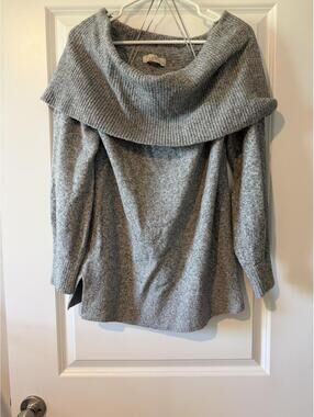 Loft women’s sweater Large